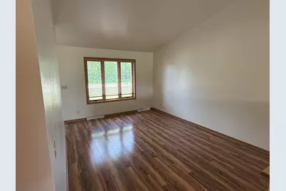 114 E Samz Rd, Mishicot, WI 54228 - Photo 7