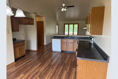 114 E Samz Rd, Mishicot, WI 54228 - Photo 5