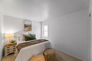 909 York Imperial Dr, Oconomowoc, WI 53066 - Photo 27