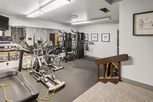 6100 W Stone Hedge Dr, Greenfield, WI 53220 - Photo 17