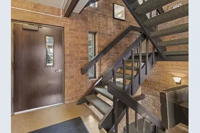 6100 W Stonehedge Dr #304, Greenfield, WI 53220 - Photo 25