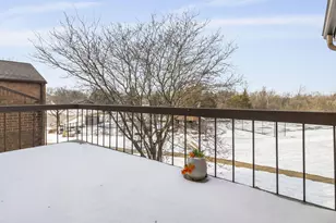 6100 W Stone Hedge Dr, Greenfield, WI 53220 - Photo 5