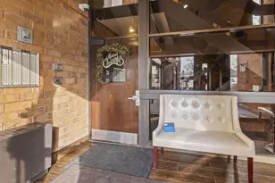 6100 W Stone Hedge Dr, Greenfield, WI 53220 - Photo 27