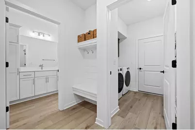 1479  Sandhill Ln #2301, Mukwonago, WI 53149 - Photo 13