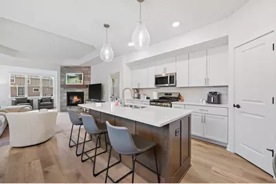 1479  Sandhill Ln #2301, Mukwonago, WI 53149 - Photo 5