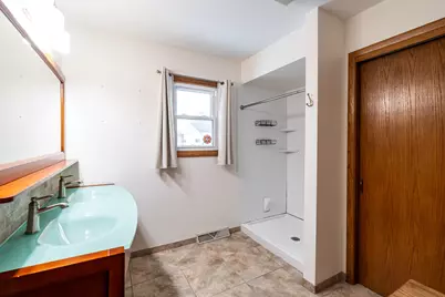 4520 N 109th St, Wauwatosa, WI 53225 - Photo 25