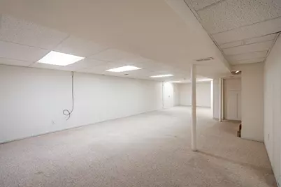 4520 N 109th St, Wauwatosa, WI 53225 - Photo 33