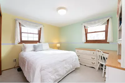 1107  Dogwood Ln, Waukesha, WI 53189 - Photo 17