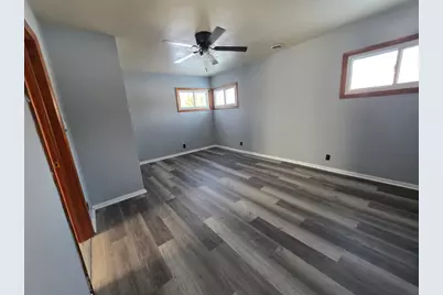 10208 W Spencer Pl, Milwaukee, WI 53224 - Photo 15