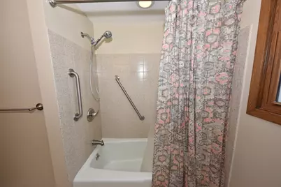 2925 N 120th St, Wauwatosa, WI 53222 - Photo 25