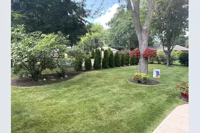 2925 N 120th St, Wauwatosa, WI 53222 - Photo 35