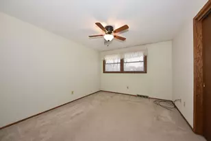 2925 N 120th St, Wauwatosa, WI 53222 - Photo 21