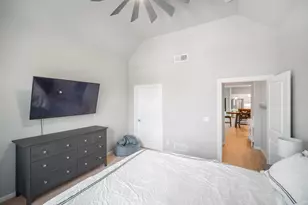 2853 Fox Lake Cir, Waukesha, WI 53189 - Photo 19