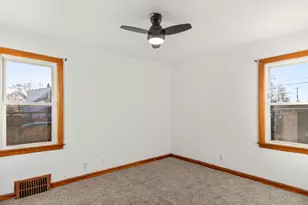 3855 S 15th Pl, Milwaukee, WI 53221 - Photo 7