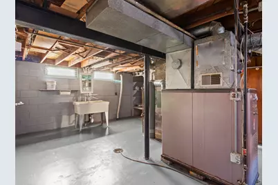 3855 S 15th Pl, Milwaukee, WI 53221 - Photo 5