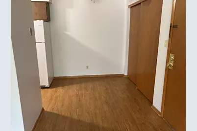 5000 W Cold Spring Rd, Greenfield, WI 53220 - Photo 3