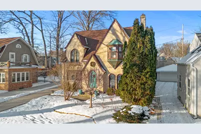 740 E Lexington Blvd, Whitefish Bay, WI 53217 - Photo 89