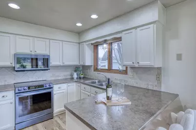 W355N5745  Lisbon Rd, Oconomowoc, WI 53066 - Photo 9