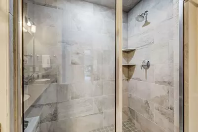 1320  Prairie Creek Cir #2, Oconomowoc, WI 53066 - Photo 9