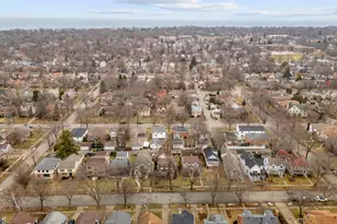 4522 N Marlborough Dr, Shorewood, WI 53211 - Photo 27