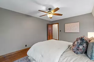 4522 N Marlborough Dr, Shorewood, WI 53211 - Photo 13