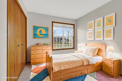 10393 S Katie Dr, Oak Creek, WI 53154 - Photo 11