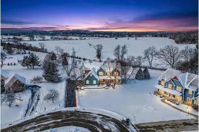 W287N6371  Broadwing Ct, Merton, WI 53029 - Photo 1