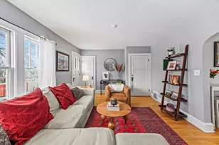 4518 N Woodburn St, Shorewood, WI 53211 - Photo 7