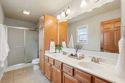 3810  Creekside Dr, Waukesha, WI 53189 - Photo 25