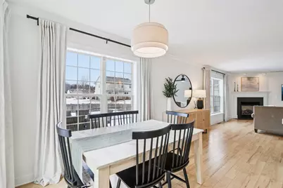 3810  Creekside Dr, Waukesha, WI 53189 - Photo 7