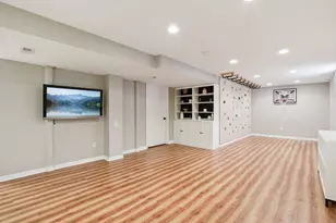 3810 Creekside Dr, Waukesha, WI 53189 - Photo 33