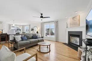 3810 Creekside Dr, Waukesha, WI 53189 - Photo 3