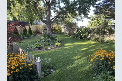 880  Uhen Ct, Burlington, WI 53105 - Photo 39