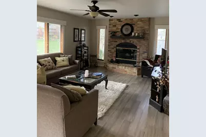 880  Uhen Ct, Burlington, WI 53105 - Photo 15