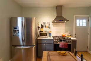 216 E Brown St, Milwaukee, WI 53212 - Photo 17