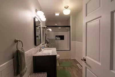 216 E Brown St, Milwaukee, WI 53212 - Photo 11