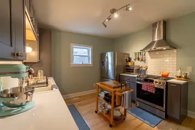 216 E Brown St, Milwaukee, WI 53212 - Photo 15