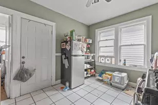 708 S 36th St, Milwaukee, WI 53215 - Photo 5