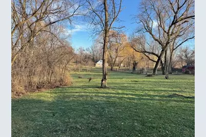 7260 S Hillside Dr, Franklin, WI 53132 - Photo 9