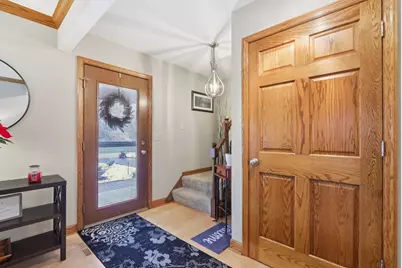 W224N2507  Ridgewood Ln, Pewaukee, WI 53186 - Photo 7