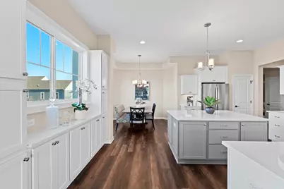 1380  Prairie Creek Cir #16E, Oconomowoc, WI 53066 - Photo 9