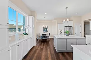 1380 Prairie Creek Cir, Oconomowoc, WI 53066 - Photo 9