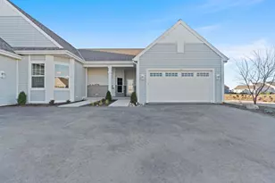 1380 Prairie Creek Cir, Oconomowoc, WI 53066 - Photo 1