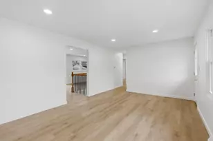 247 S 17th Ave, West Bend, WI 53095 - Photo 13