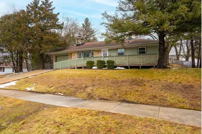 247 S 17th Ave, West Bend, WI 53095 - Photo 3