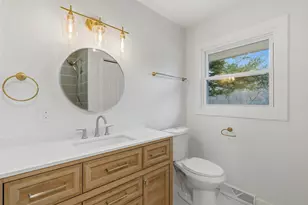 247 S 17th Ave, West Bend, WI 53095 - Photo 19