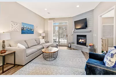 2175  Pine Ridge Ct #C, Grafton, WI 53024 - Photo 1