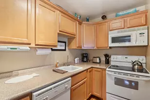 55 Lausanne Ct, Geneva, WI 53147 - Photo 17