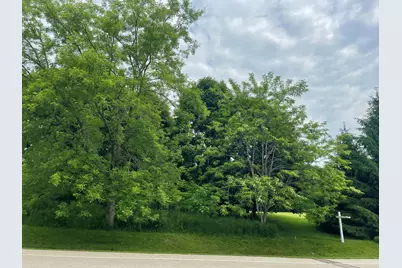 Lt3  Ulao Pkwy, Grafton, WI 53024 - Photo 1