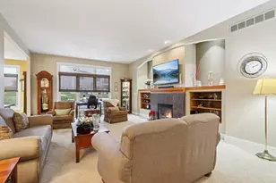 515 Wynnewood Ct, Waukesha, WI 53188 - Photo 15